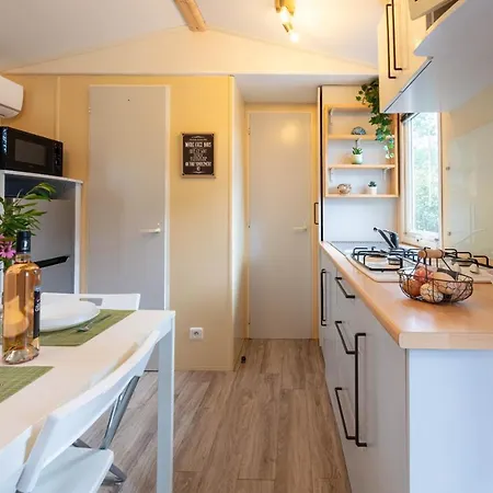 Holiday home L Arbousier, Mobil-home Vue Degagee Sur La