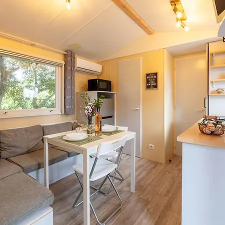 L Arbousier, Mobil-home Vue Degagee Sur La * Hyeres